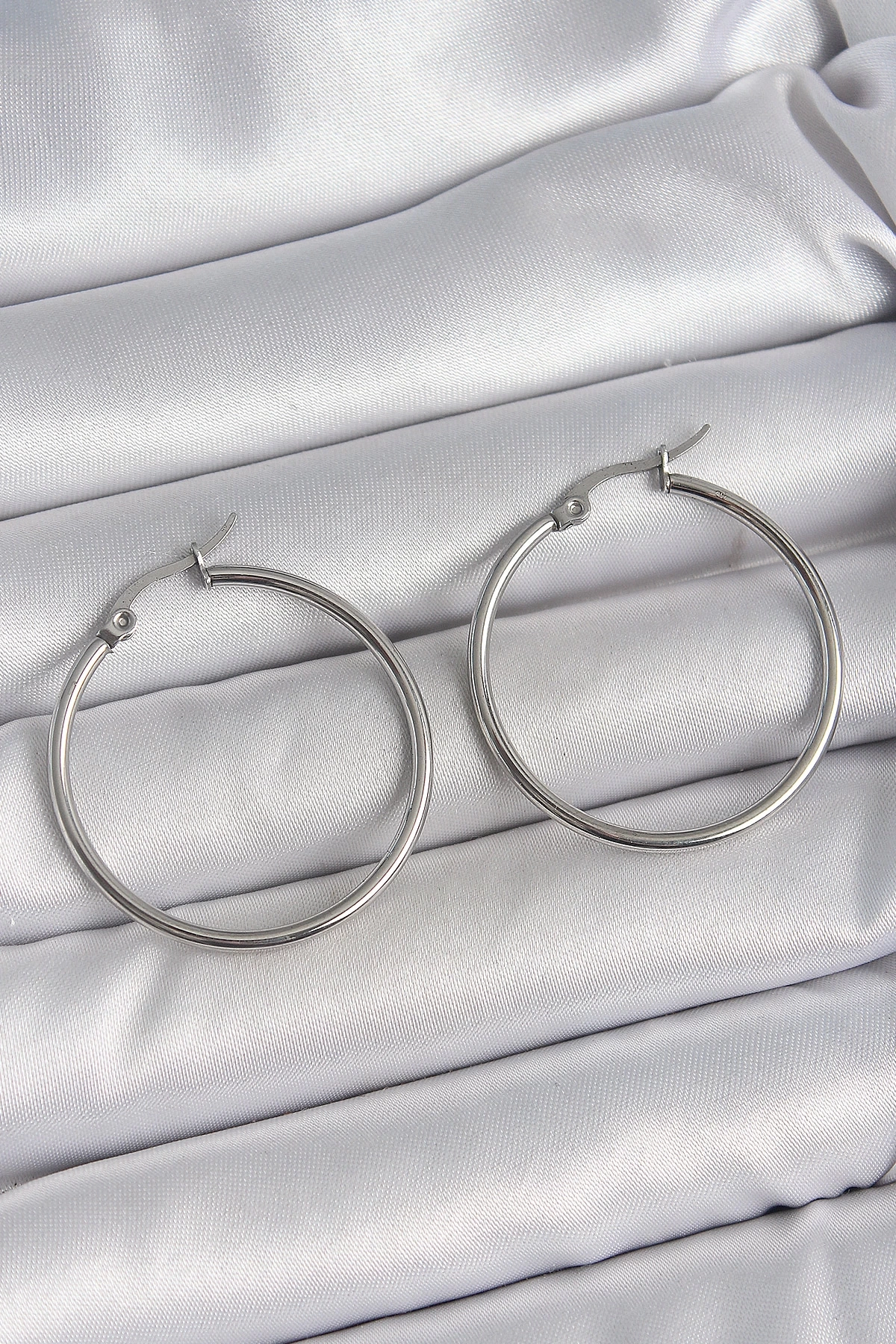 316 Çelik Gümüş Renk 33 mm Halka Model Kadın Küpe