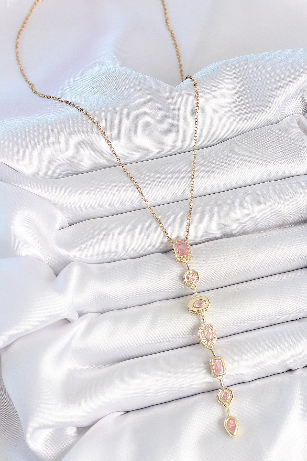 316L Çelik Gold Renk Zincir Pembe Zirkon Taşlı Y Model Dekolte Kadın Kolye