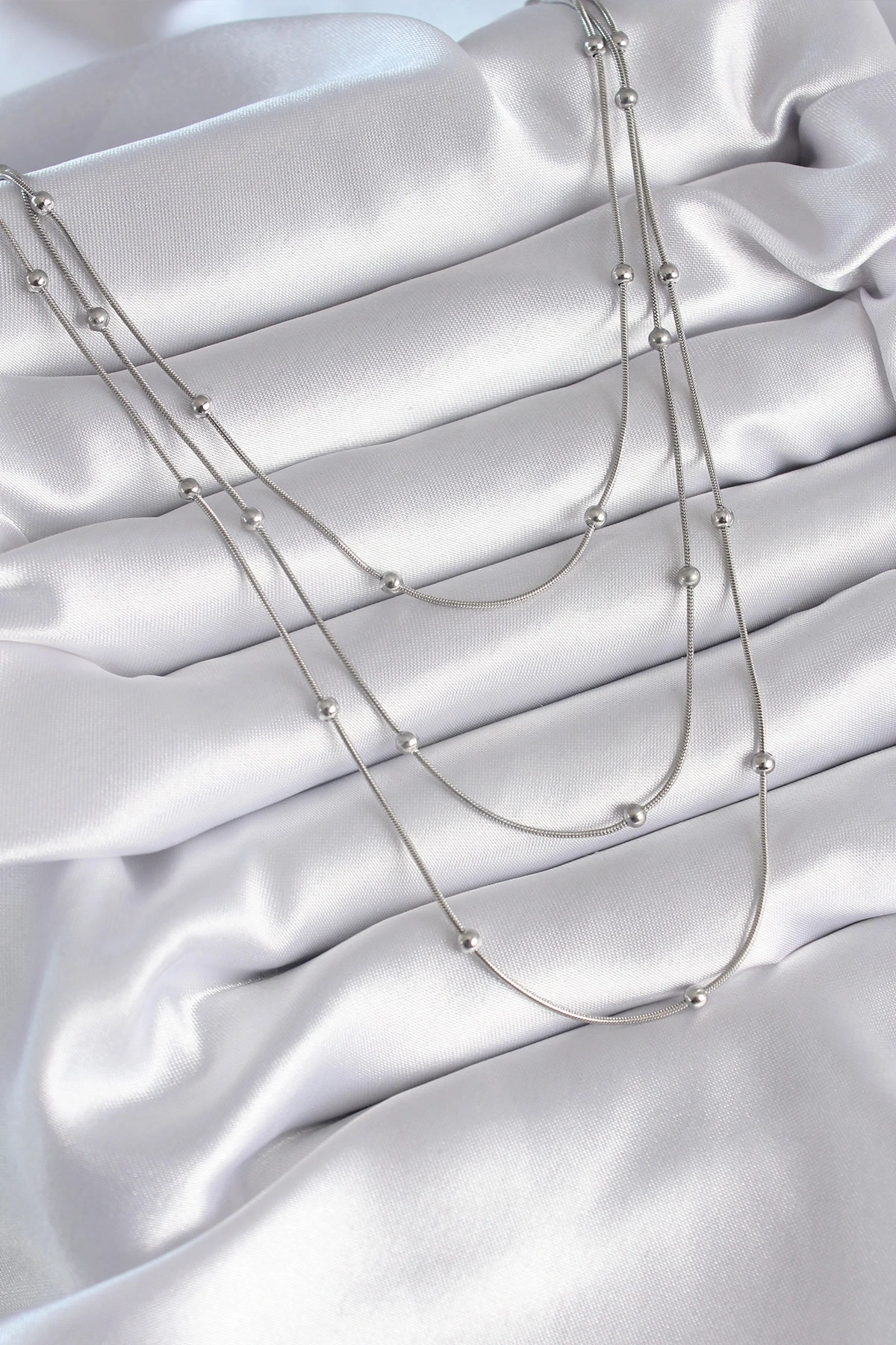 316L Çelik Gümüş Renk 3lü Topçuk Detay Kadın Kolye