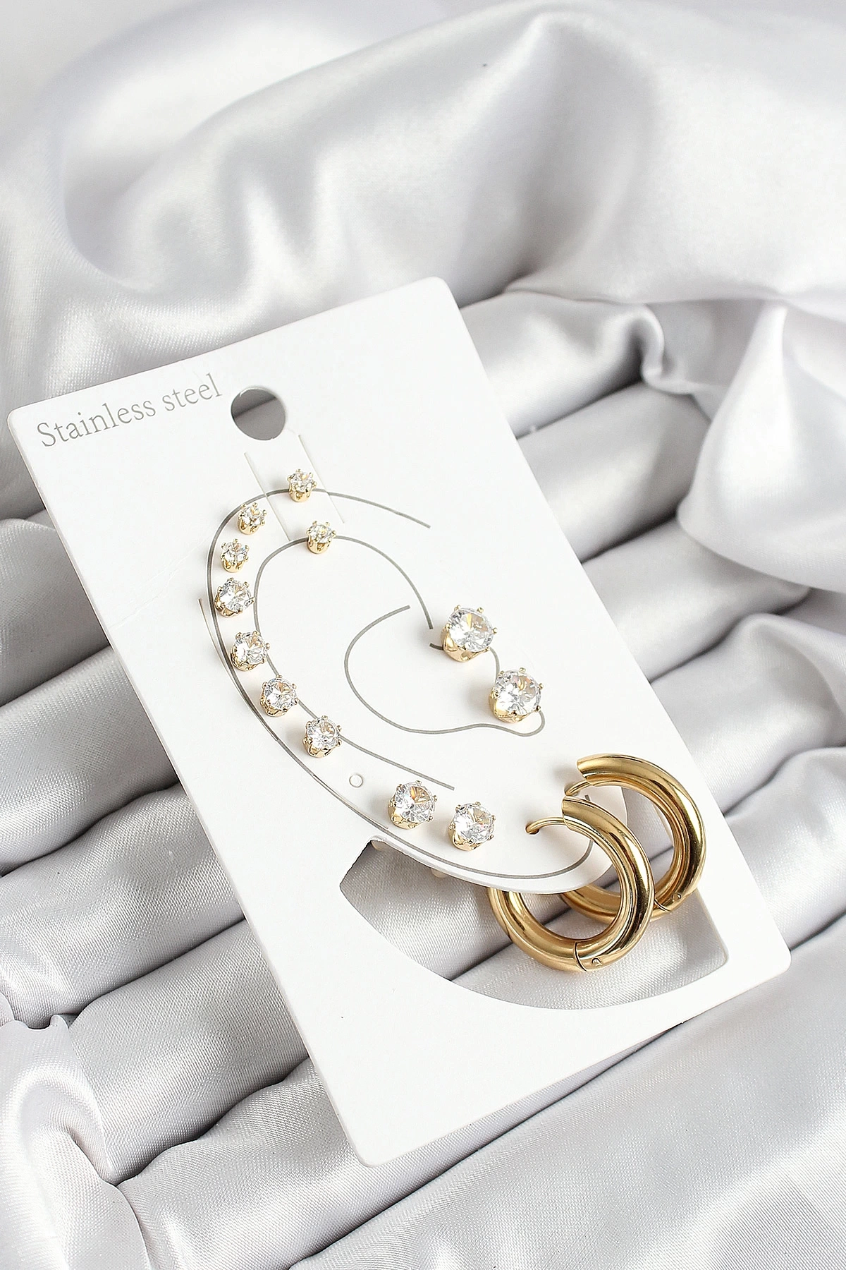316L Çelik Halka Figürlü Ve Zirkon Taşlı Gold Renk 7li Çift Kadın Küpe Set