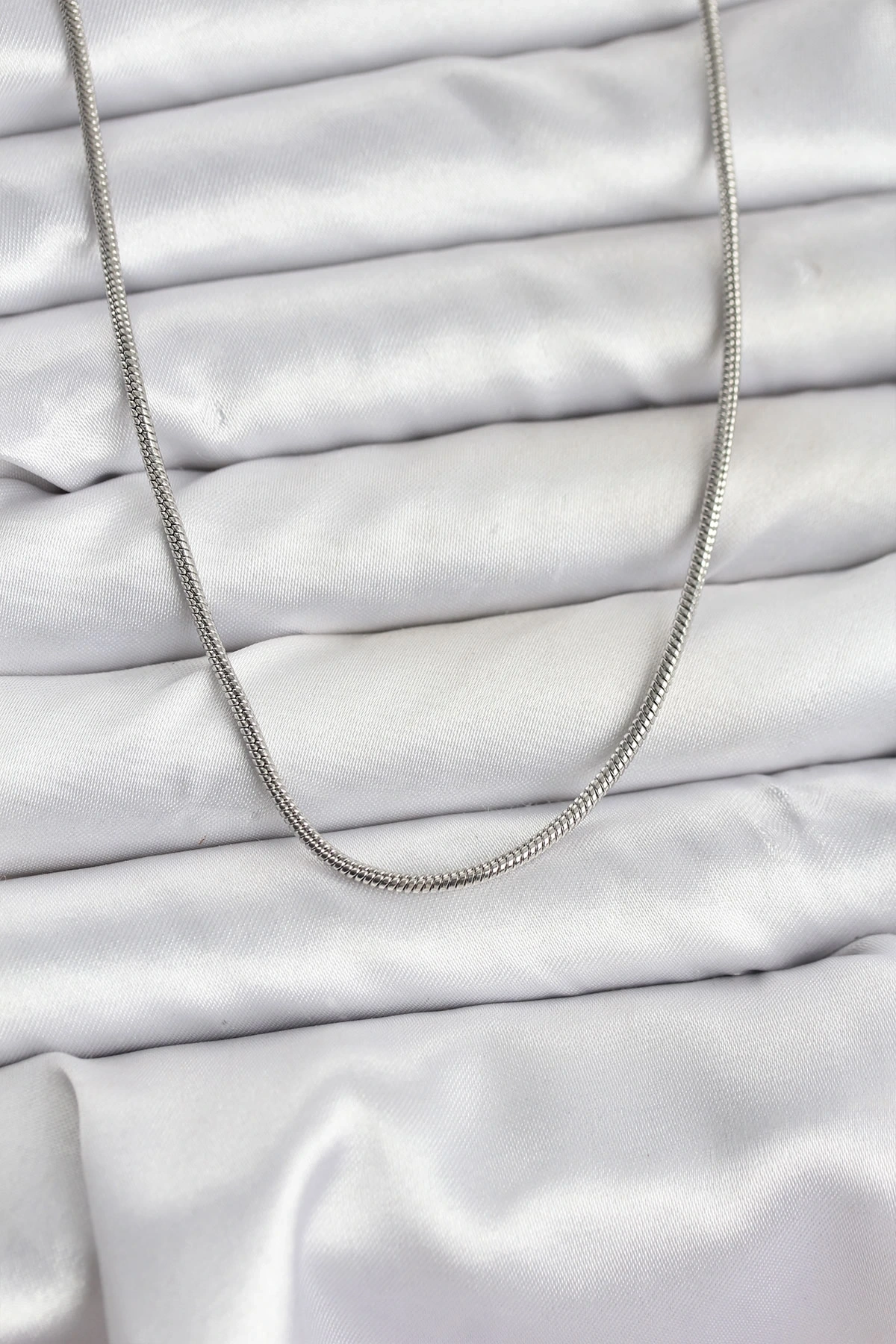 316L Çelik Zincir Gümüş Renk 60 cm Yılan Zincir Kadın Kolye