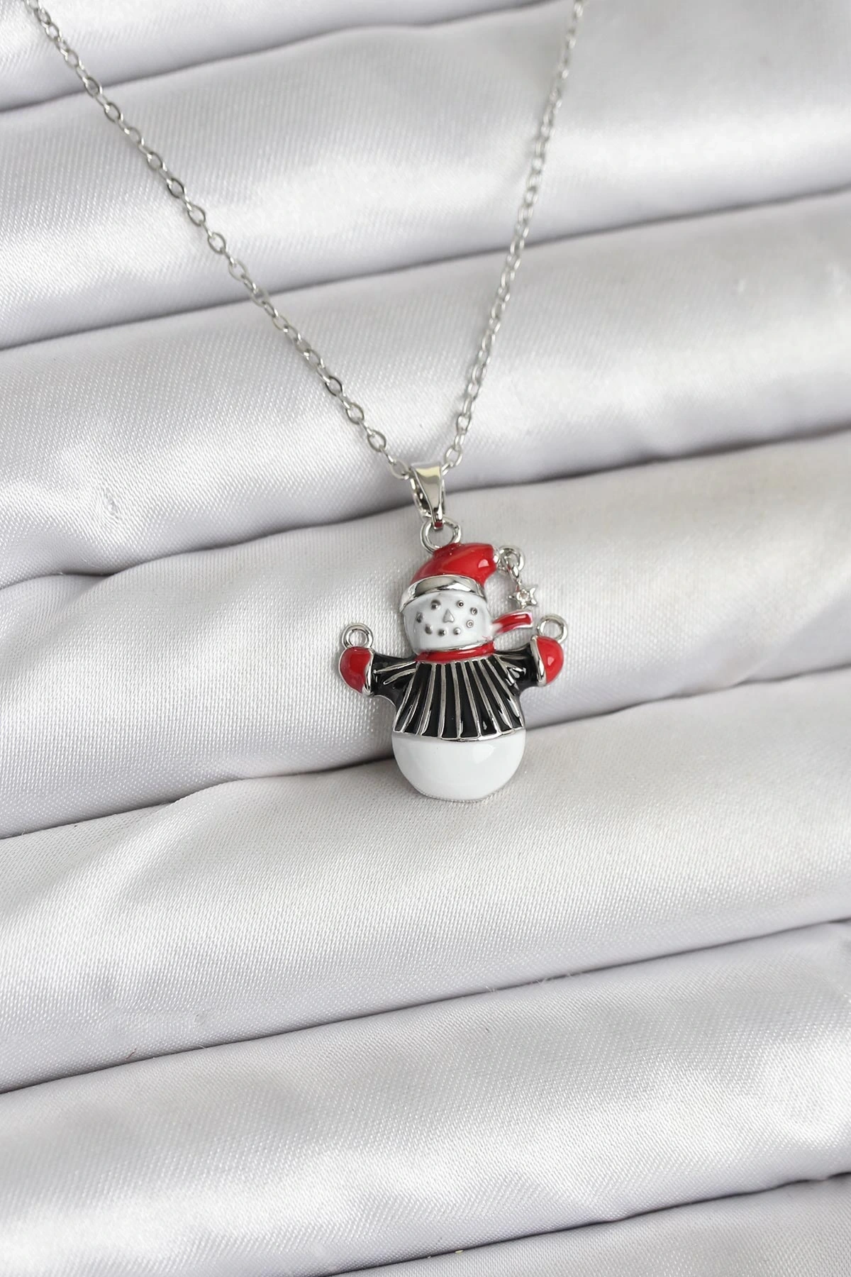 316L Çelik Zincir Gümüş Renk Kardan Adam Figürlü Yılbaşı Temalı Kadın Kolye