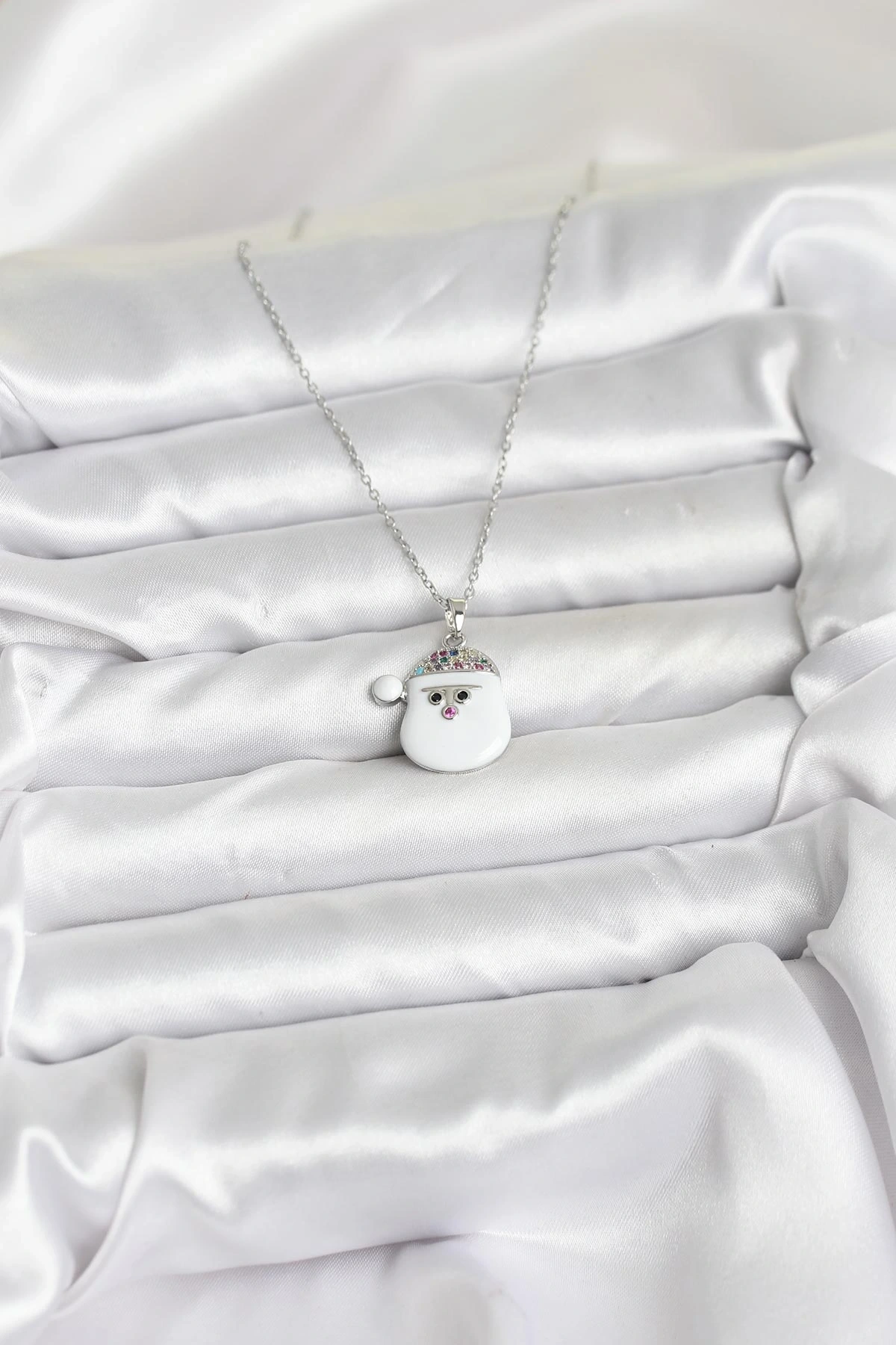 316L Çelik Zincir Gümüş Renk Şapkalı Kardan Adam Kafası Model Yılbaşı Temalı Kadın Kolye