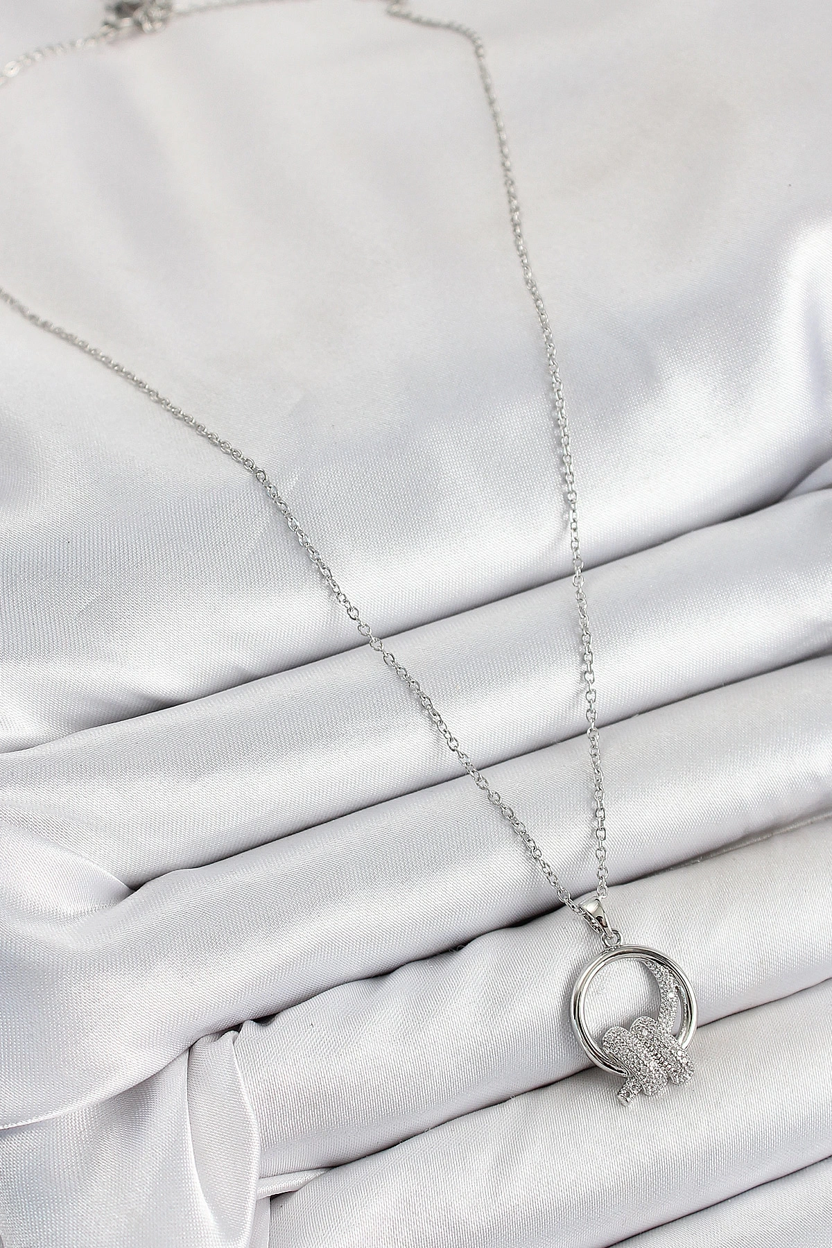 316L Çelik Zirkon Taşlı Düğüm Model Gümüş Renk Kadın Kolye