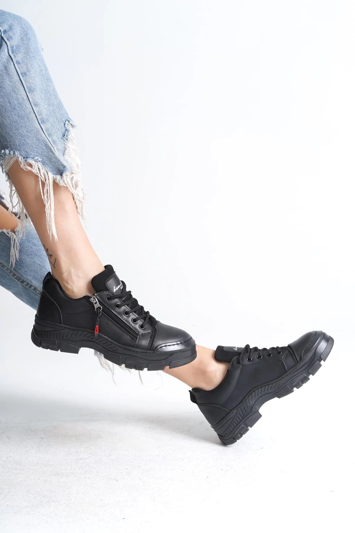 AGATHA Bağcıklı Fermuarlı Ortopedik Taban Kadın Sneaker Spor Ayakkabı ST - Siyah