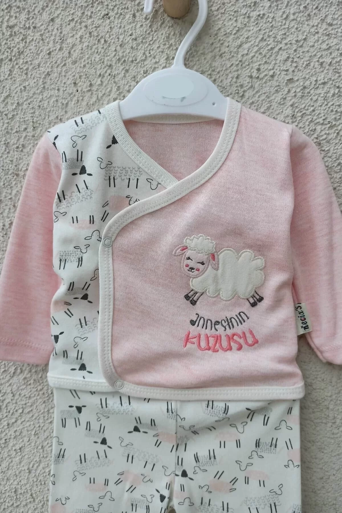 Annesinin Kuzusu Şapkalı Eldivenli 5li Kız Zıbın Seti
