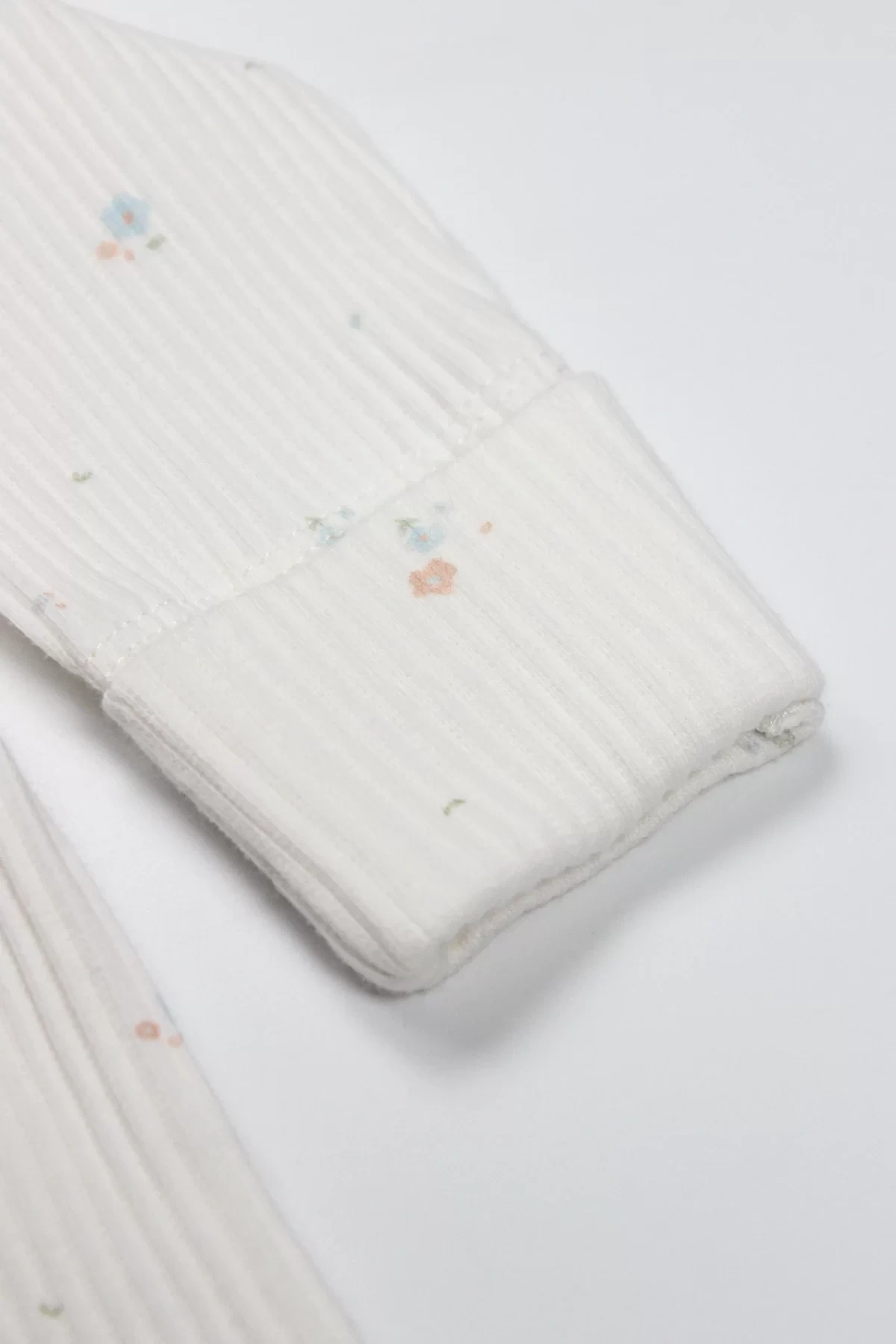 Bloom White Tulum 15113 Ekru Gül Kurusu