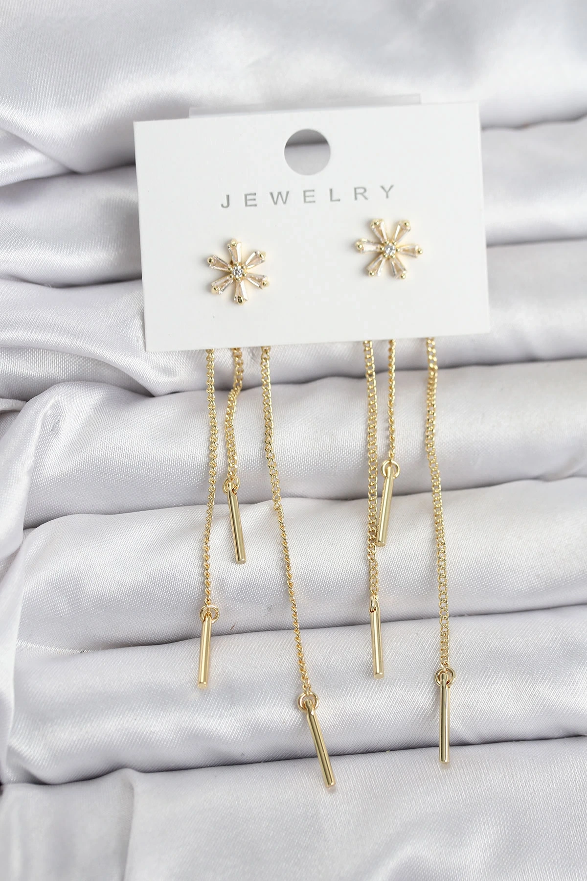 Çiçek Model Gold Pirinç Sallantılı Kadın Küpe