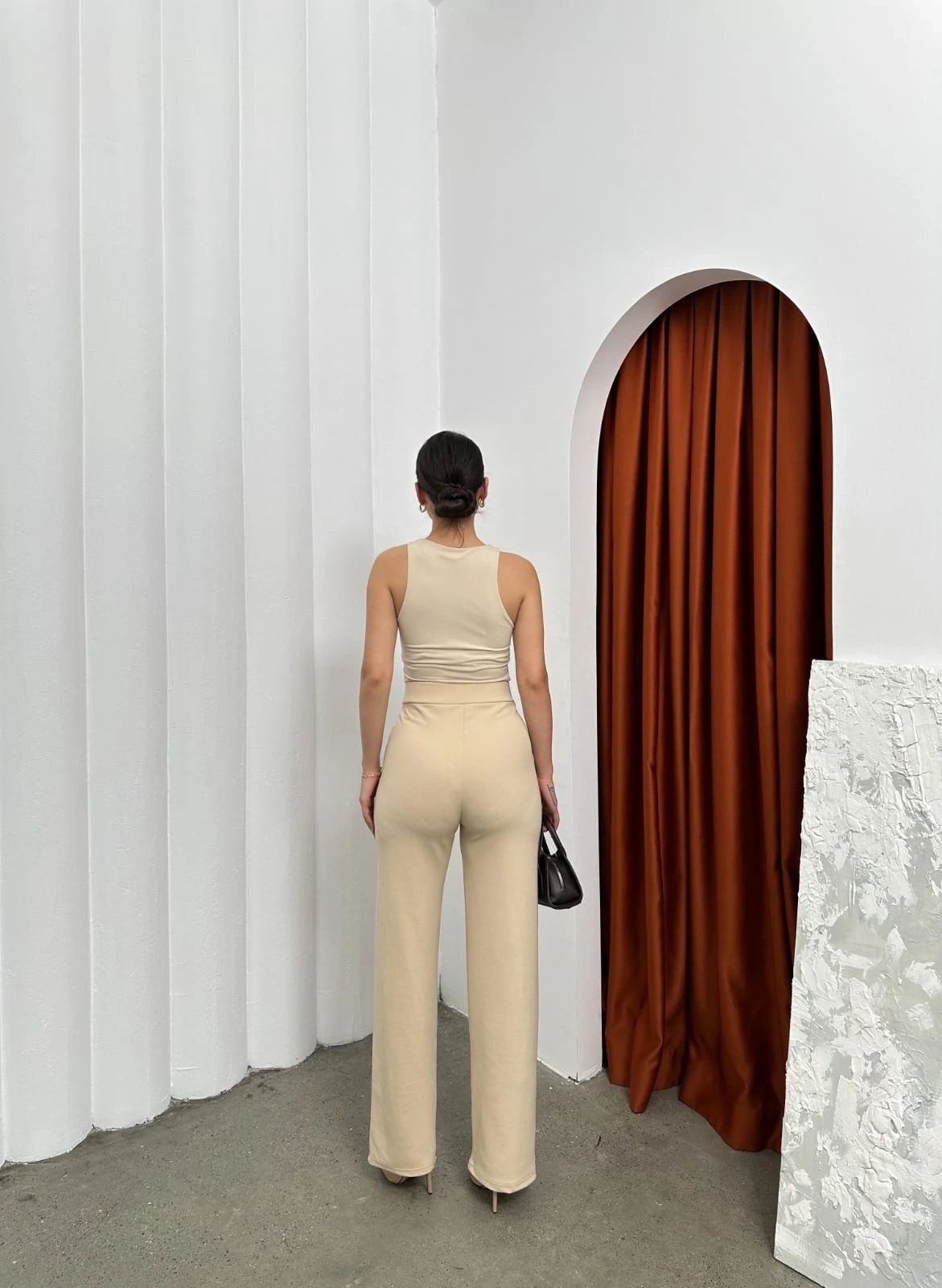 Cırtlı pantolon krep bej pt