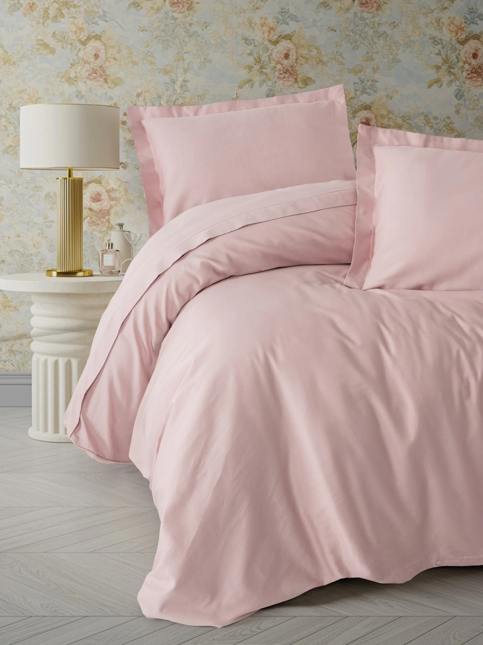 Elegant Pudra Çift Kişilik Saten Nev Takımı