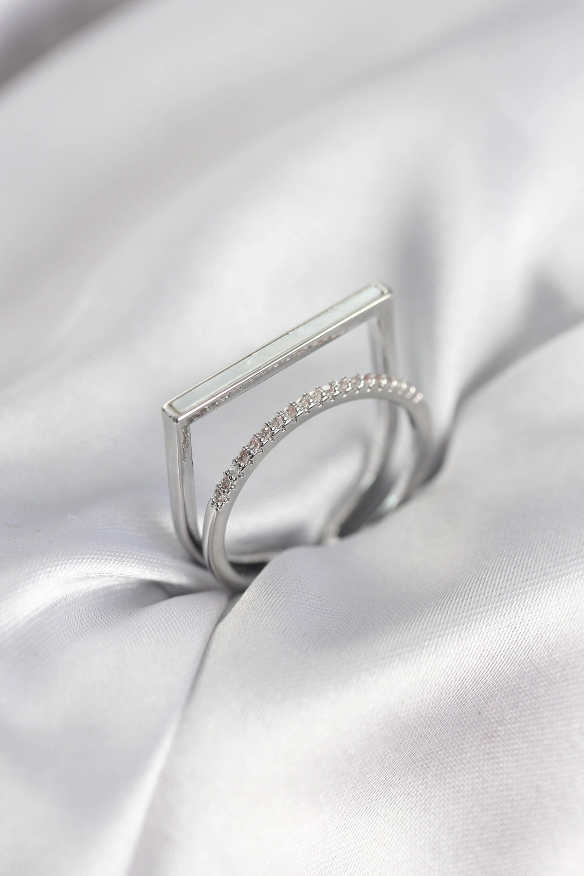 Gümüş Renk Sedefli Zirkon Taşlı 2li Kadın Yüzük