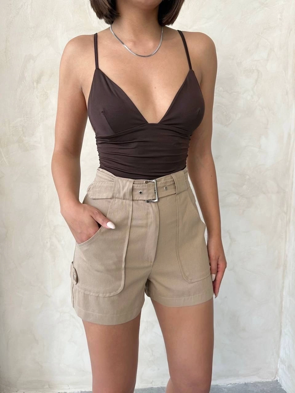 Kemer detaylı gabardin şort bej s25289