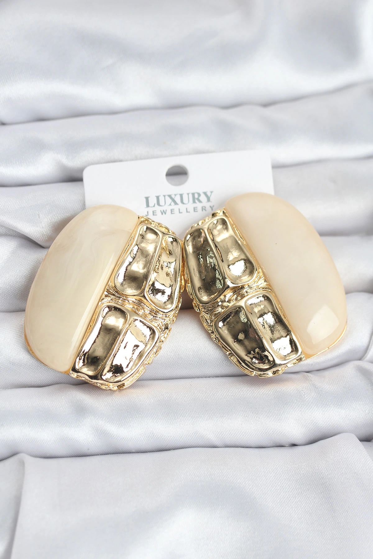 Krem Renk Pirinç Vintage Kadın Küpe