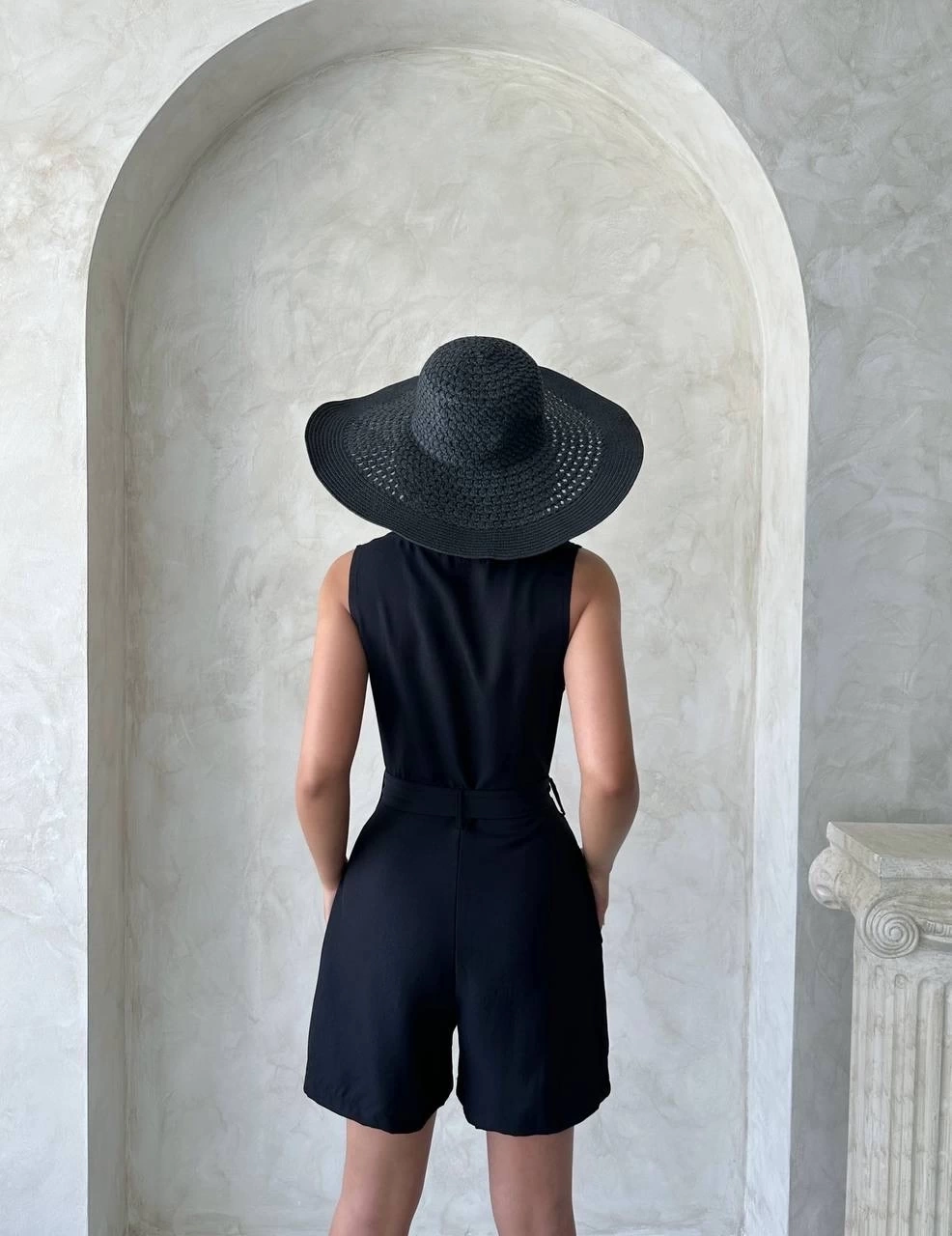 Kuşaklı şortlu tulum