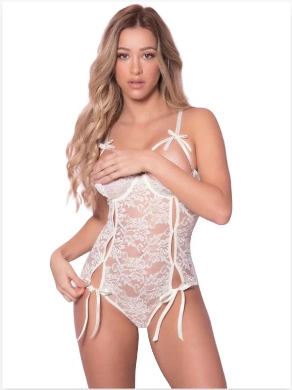 Lesca Fantezi Beyaz Göğüsü Ve Arkası Açık Dantel Gecelik Babydoll