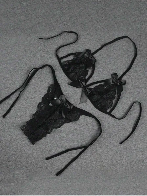 Lesca Fantezi Seksi Siyah Fiyonk Süslemeli Dantelli Sütyen String Takımı