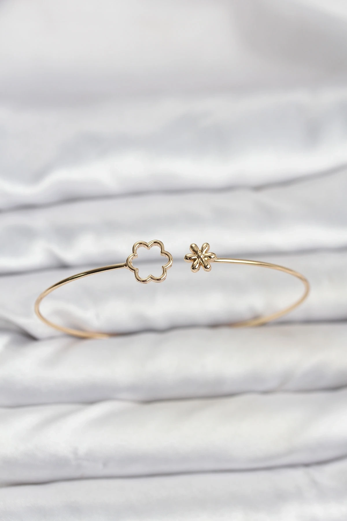 Lotus Model Gold Renk Bileklik