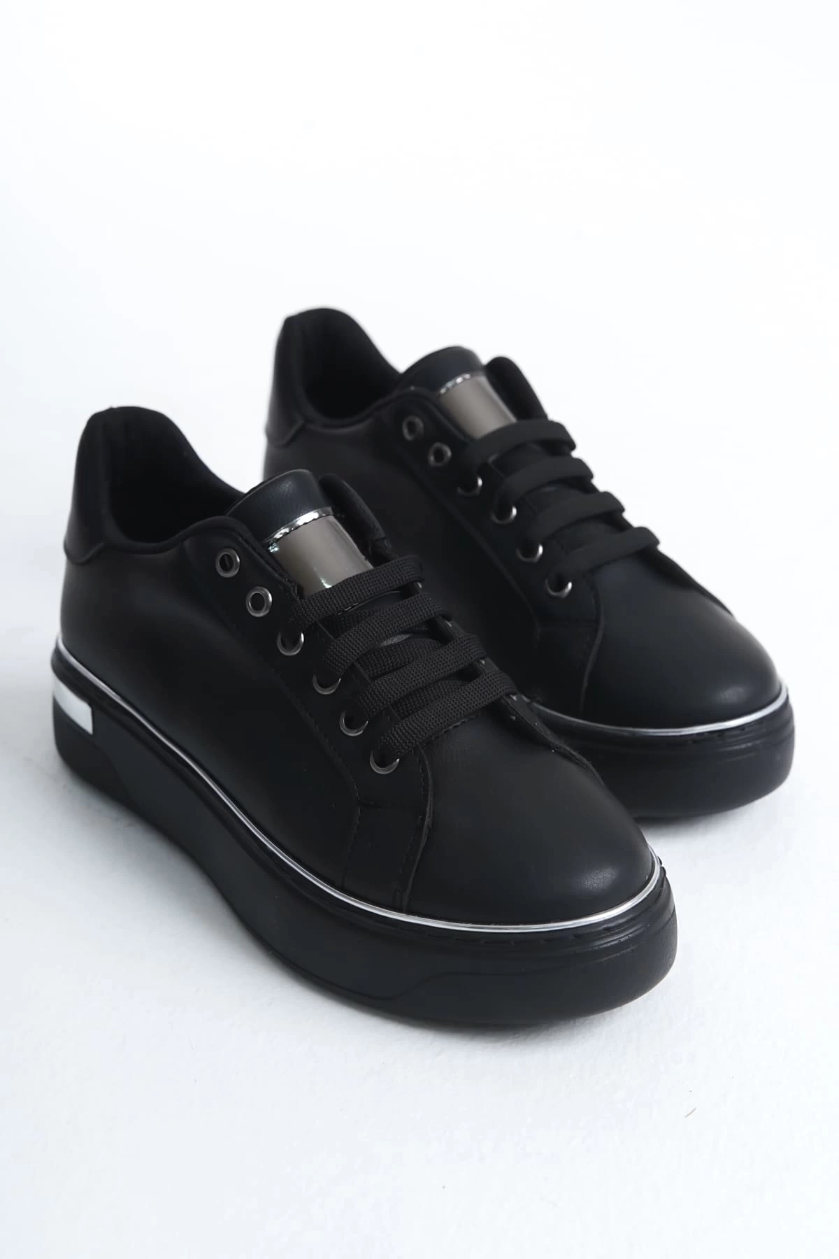 MINA Bağcıklı Ortopedik Taban Kadın Sneaker Spor Ayakkabı  ST - Siyah/Gümüş
