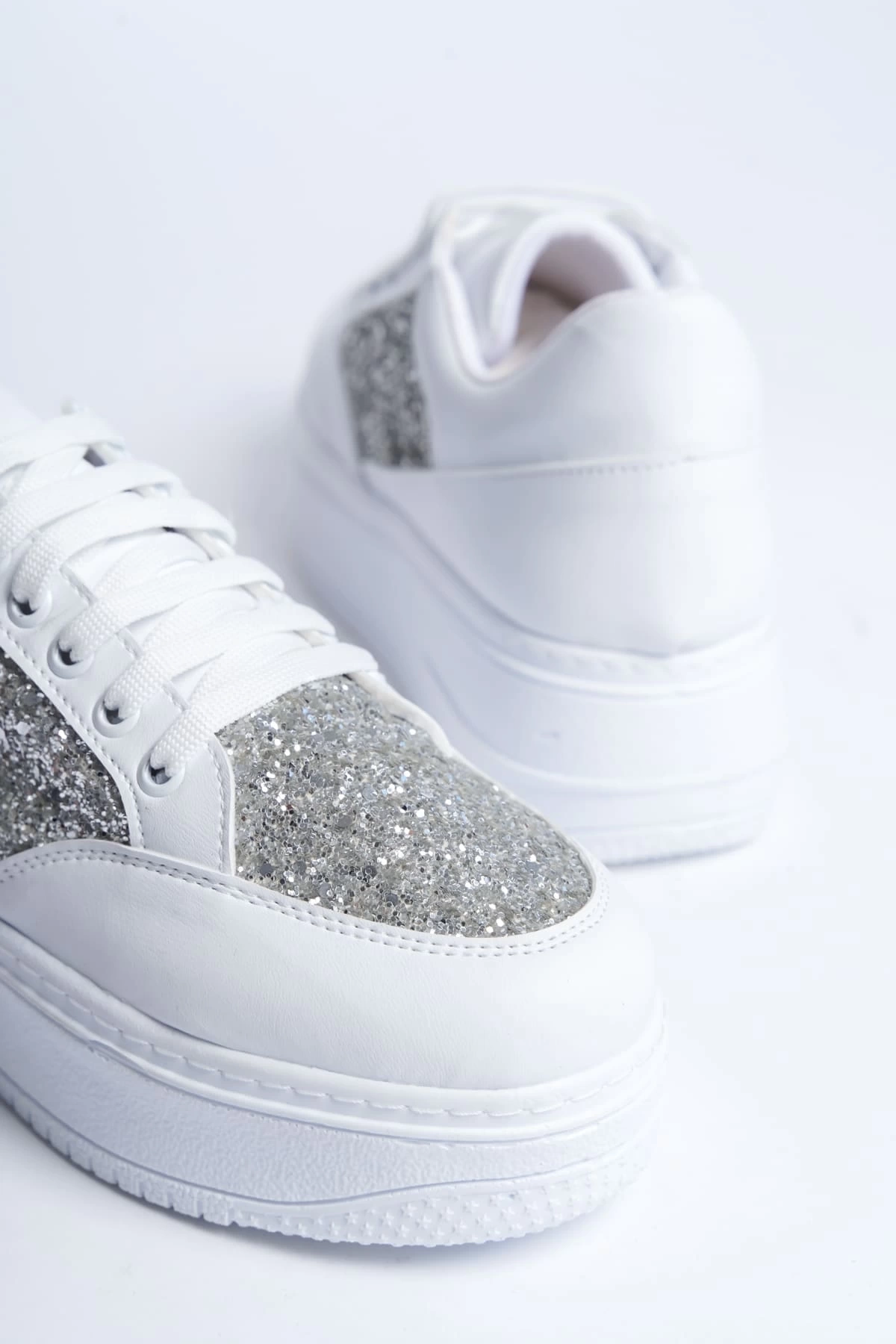 MIPA Bağcıklı Ortopedik Taban Simli Kadın Sneaker Spor Ayakkabı  BT - Beyaz