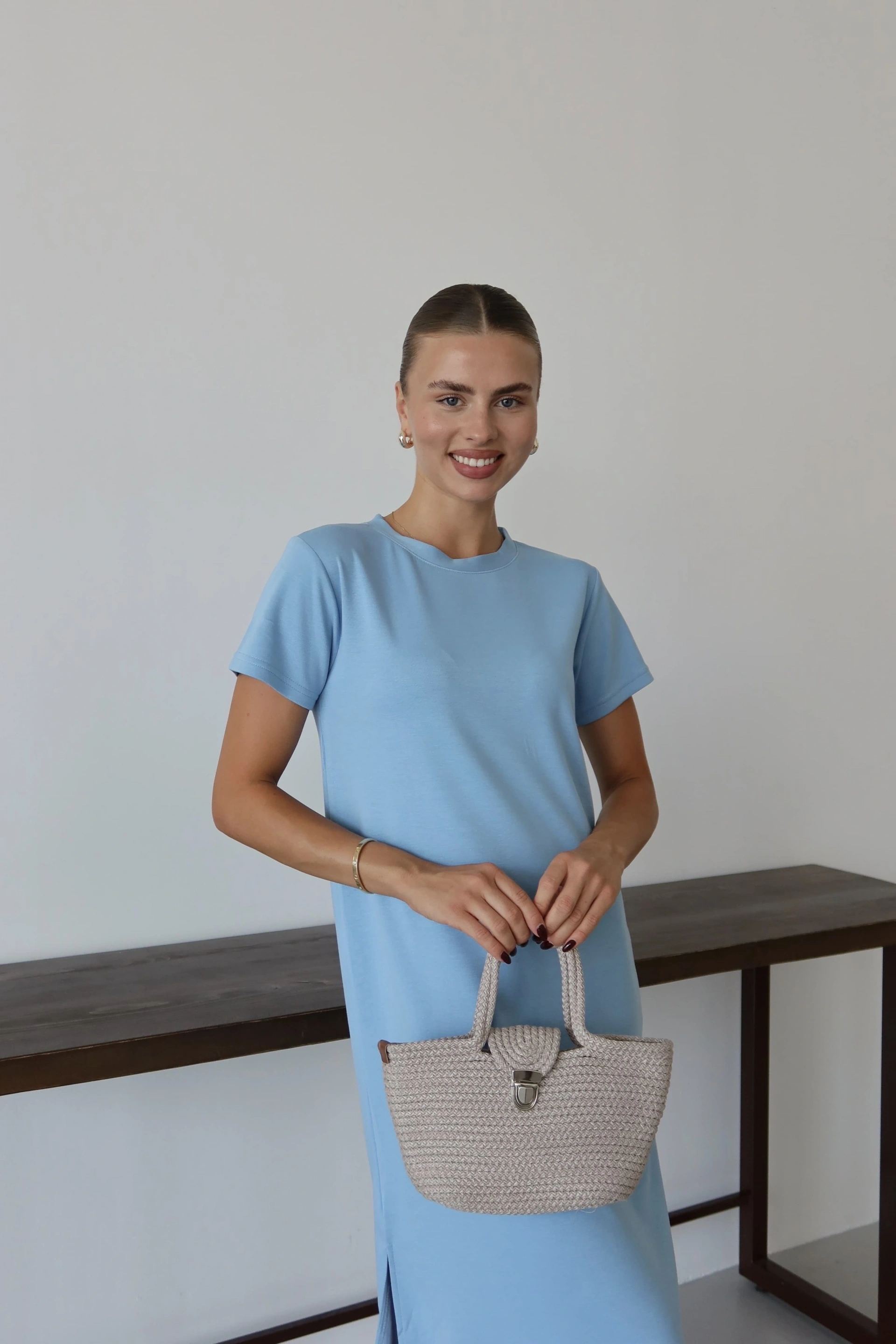 Modal yırtmaçlı elbise mavi pt