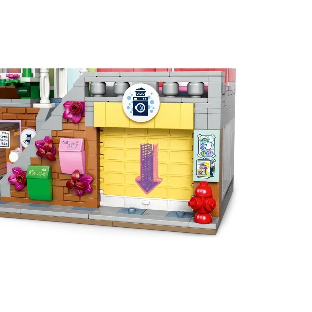 Nessiworld 42670 Lego Friends Heartlake Apartman ve Mağazalar 2040 parça +12 yaş