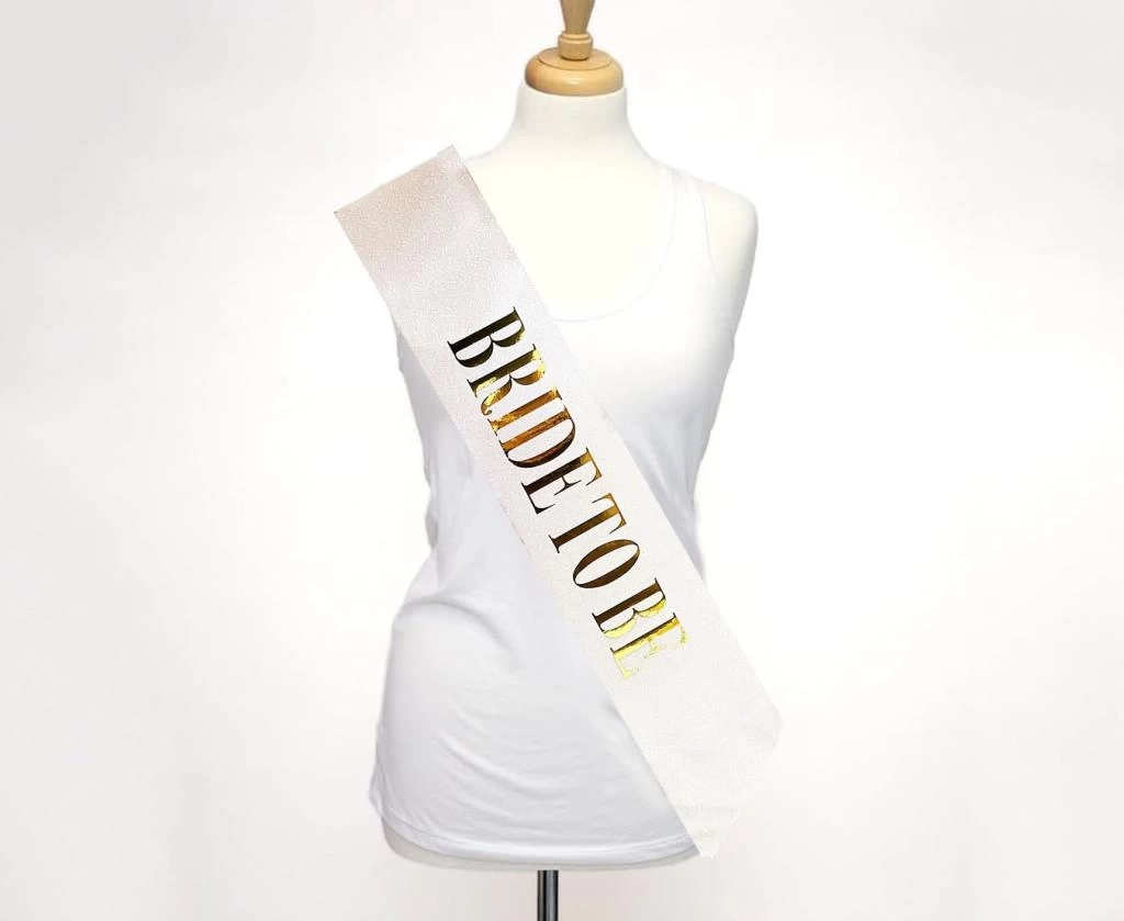 NessiWorld Beyaz Üzeri Altın Büyük Bride To Be Yazılı Simli Işıltılı Kuşak Kemer 10x80 cm