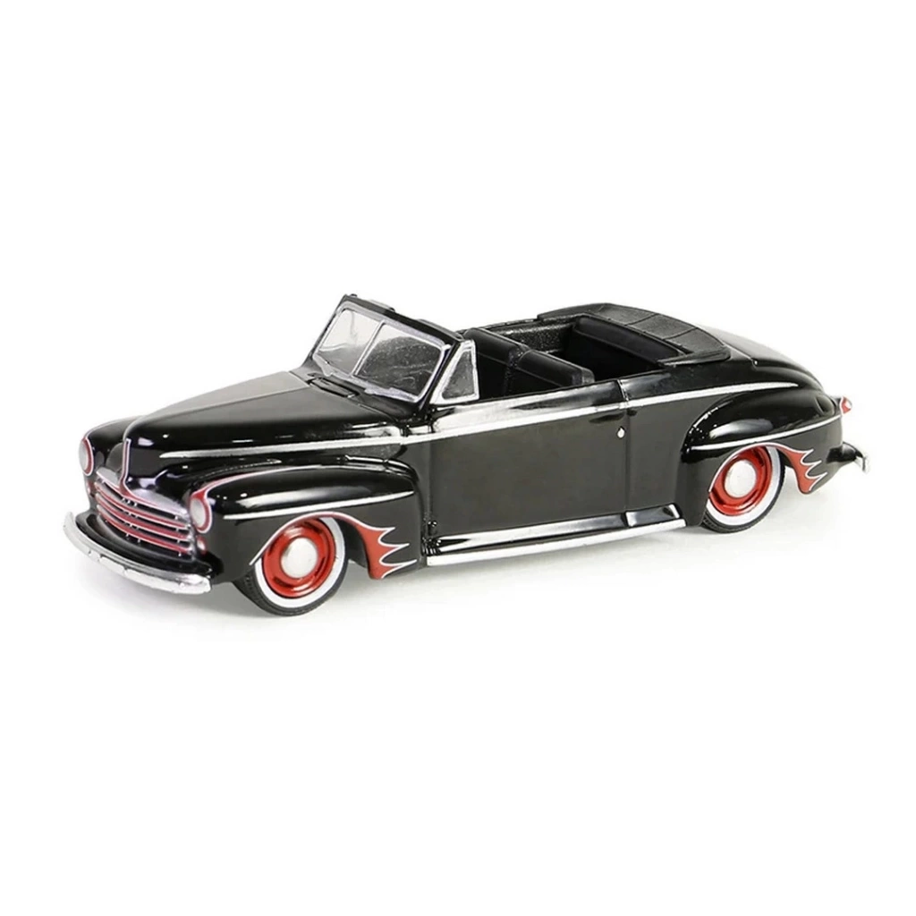 Nessiworld Greenlight 1/64 California Lowriders Series 5 - 1947 Ford Deluxe Convertible
