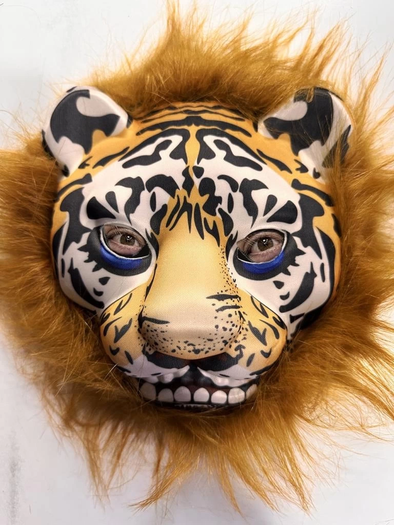 Nessiworld Kahverengi Yeleli Saçlı Peluş Aslan Maskesi Mega Peluş 23 No