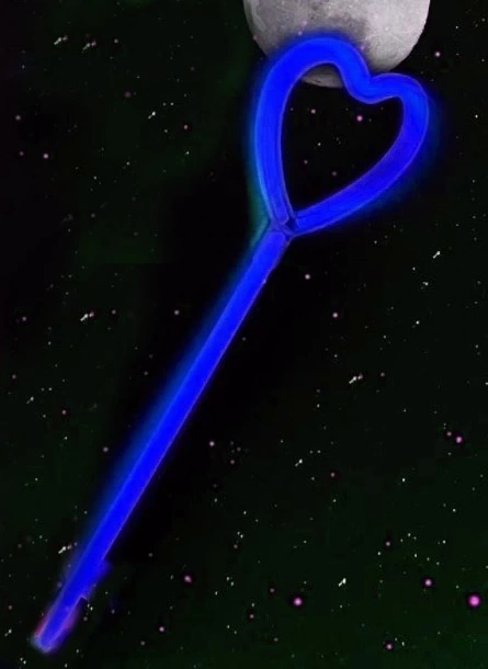 Nessiworld Karanlıkta Yanan Glow Stick Partisi Kalp Şekilli Asa Sopa 6 Renk 6 Adet