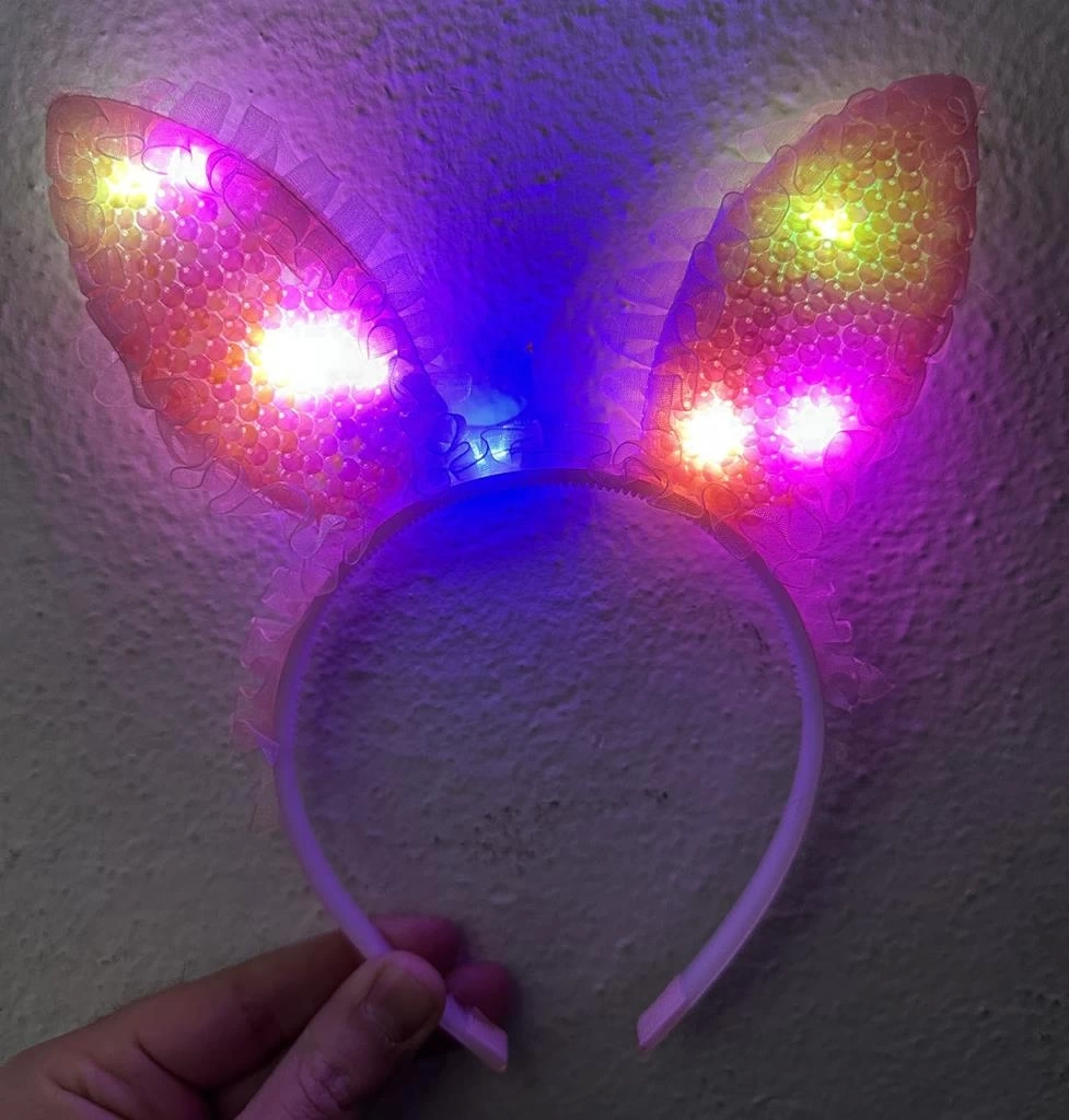 NessiWorld Kenarları Dantelli Pembe Pullu Payetli Led Işıklı Tavşan Kulak Taç 23x19 cm