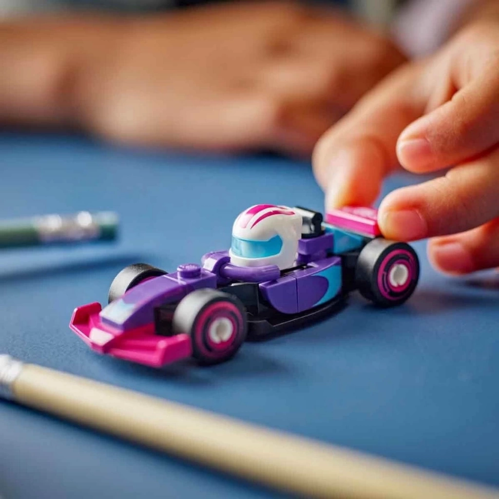 Nessiworld LEGO F1 Koleksiyonluk Yarış Arabaları 71049
