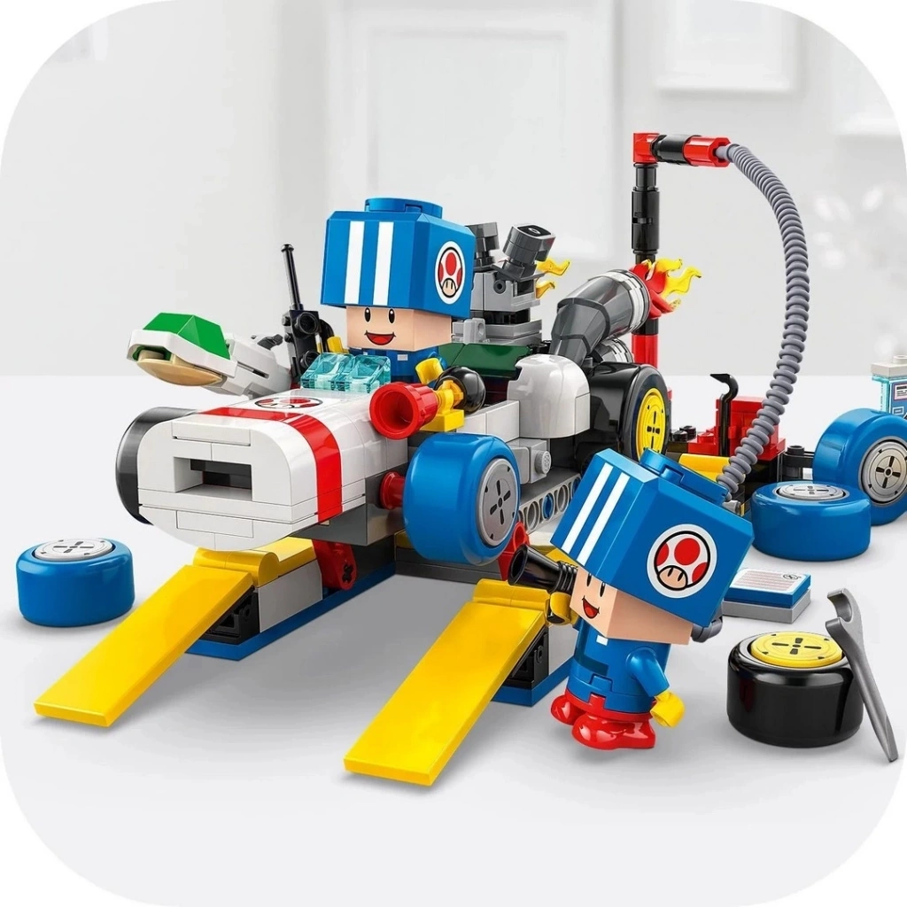Nessiworld LEGO Super Mario: Mario Kart Toad’un Garajı, Nintendo Karakter Hediyesi 72035
