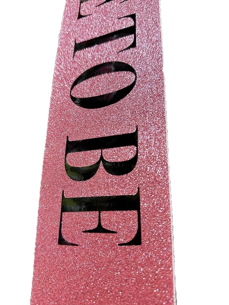 NessiWorld Pembe Üzeri Siyah Kalın Bride To Be Yazılı Simli Işıltılı Kuşak Kemer 10x80 cm