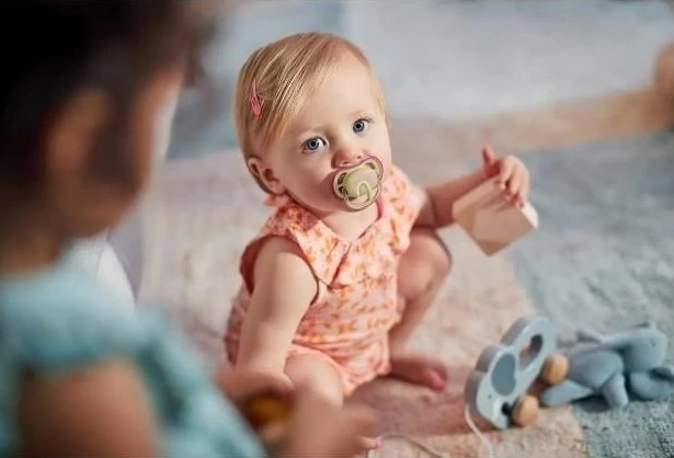 Nessiworld Philips Avent Ultra Air Emzik 0-6 Ay Kız