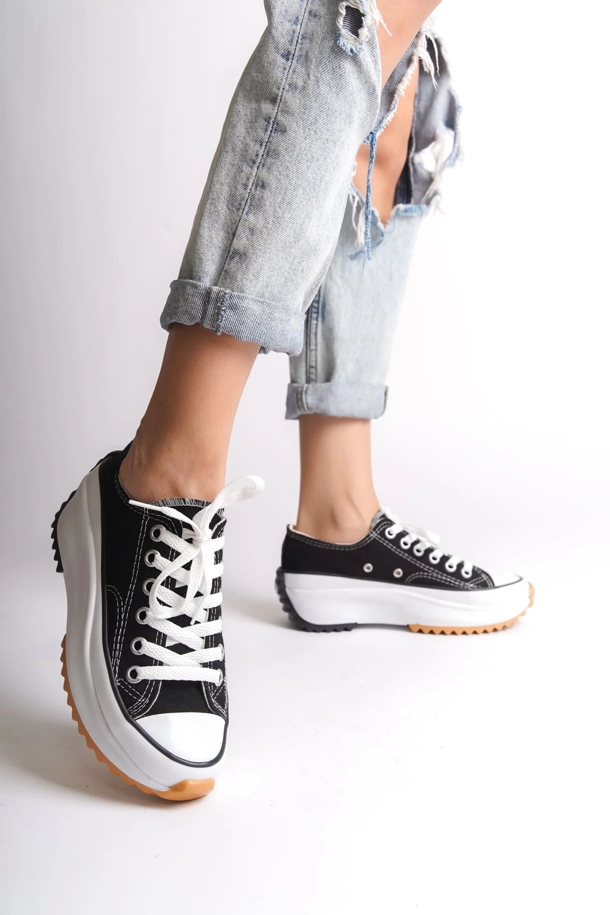 PARIS Bağcıklı Ortopedik Taban Kadın Sneaker Spor Ayakkabı  BT - Siyah
