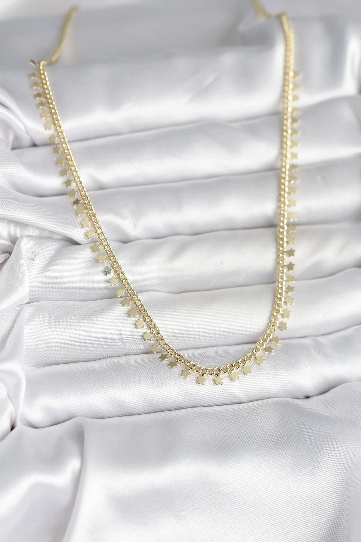 Pirinç Gold Renk Sıralı Yıldız Kadın Kolye