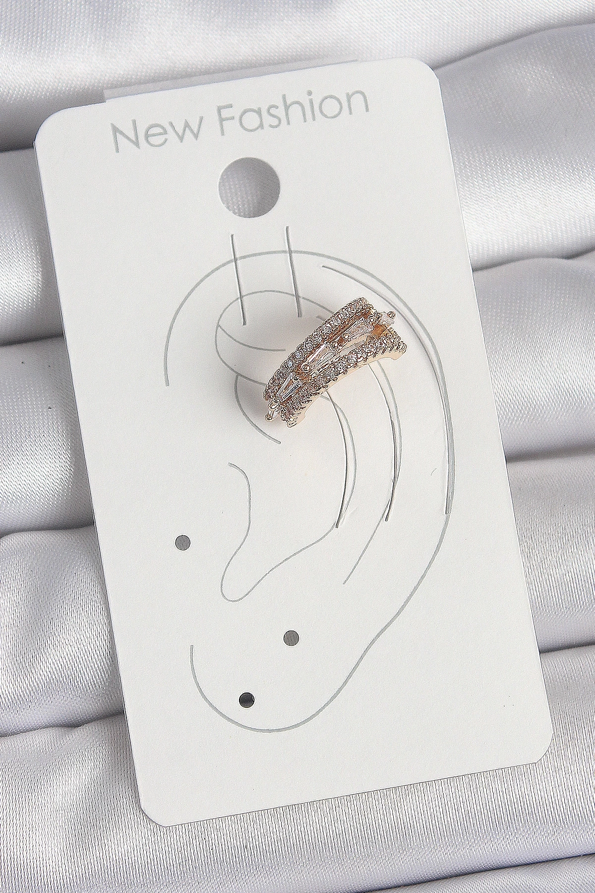 Pirinç Gold Renk Zirkon Taşlı 3Lü Sıralı Model Kadın Kıkırdak Küpe