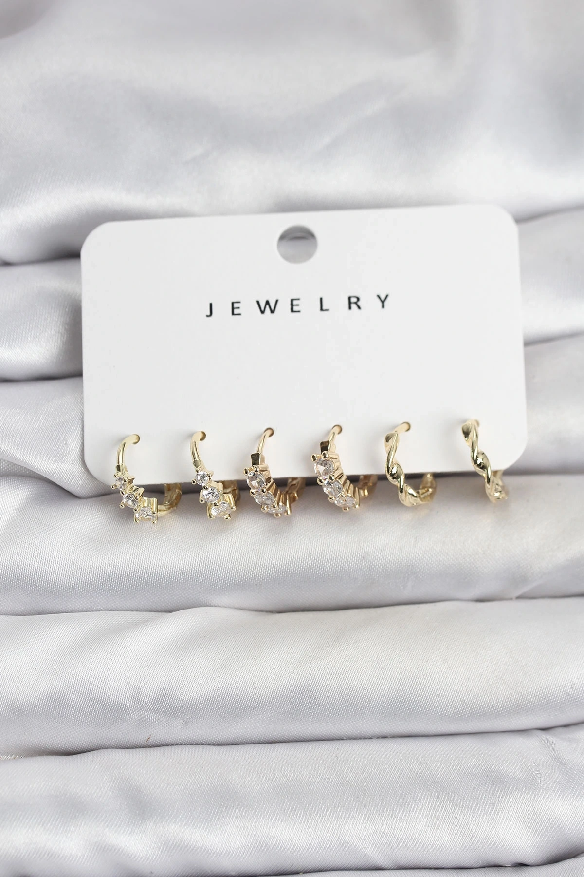 Pirinç Gold Renk Zirkon Taşlı Kadın Küpe Seti