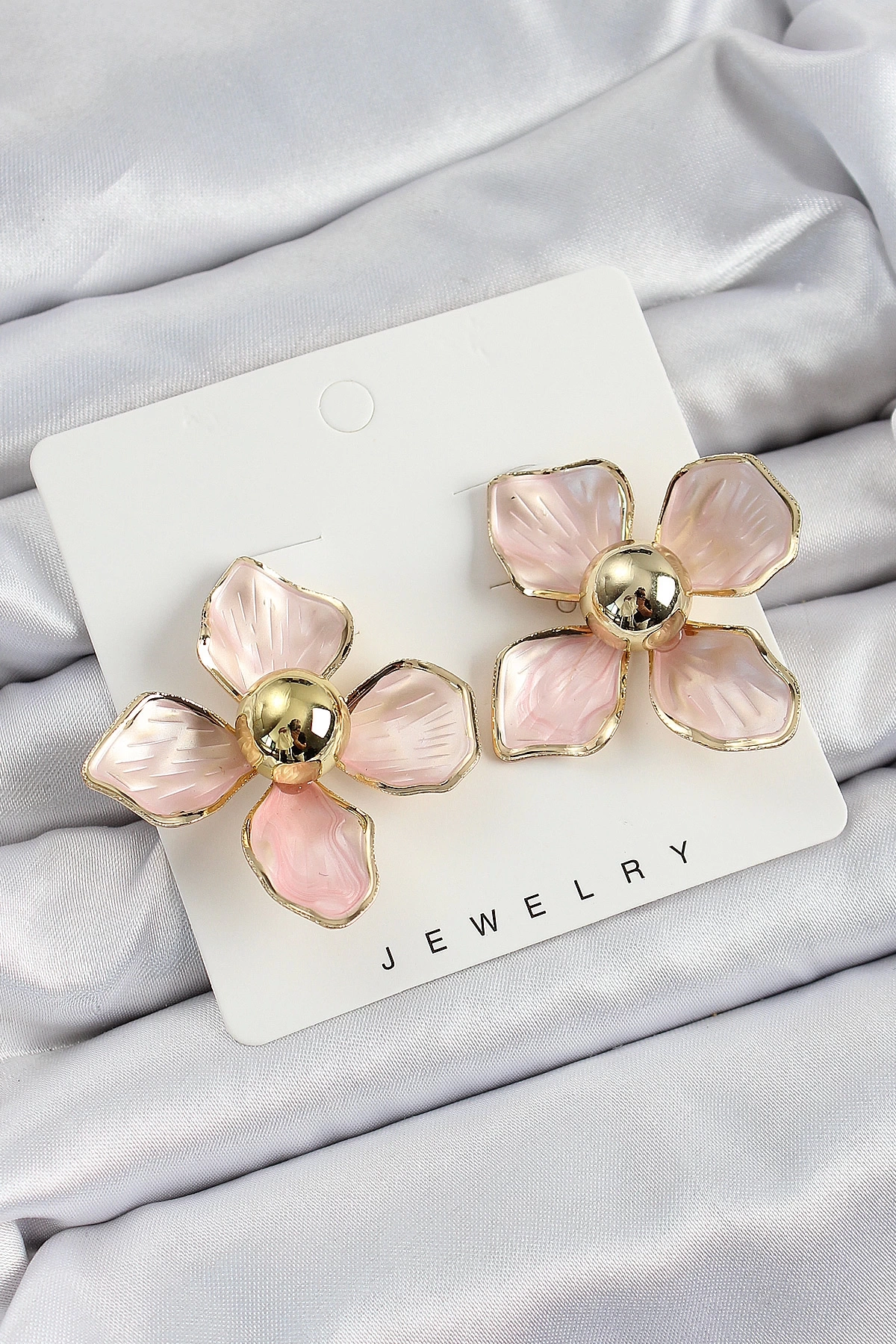 Pirinç Pembe Çiçek Vintage Model Gold Renk Kadın Küpe