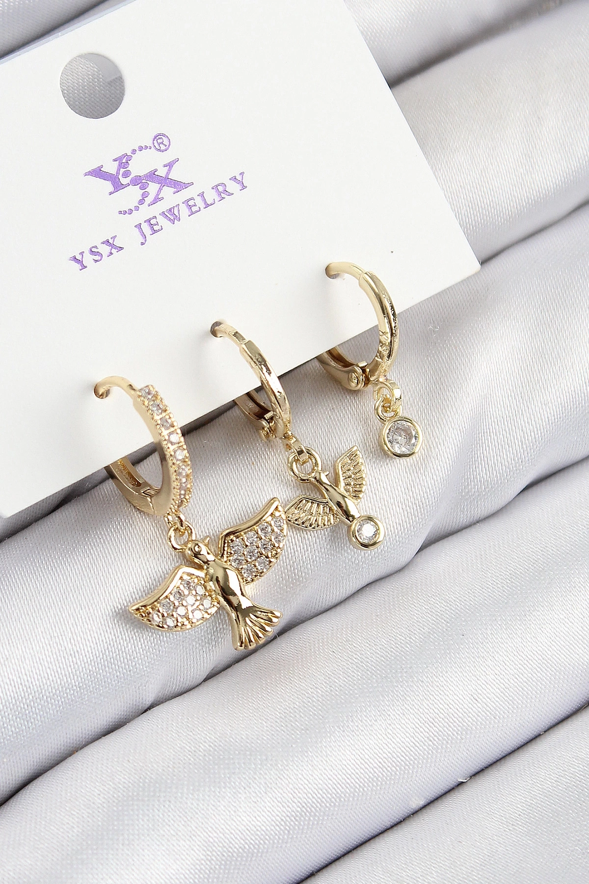 Pirinç Zirkon Taşlı 3lü Kuş Model Gold Renk Kadın Küpe