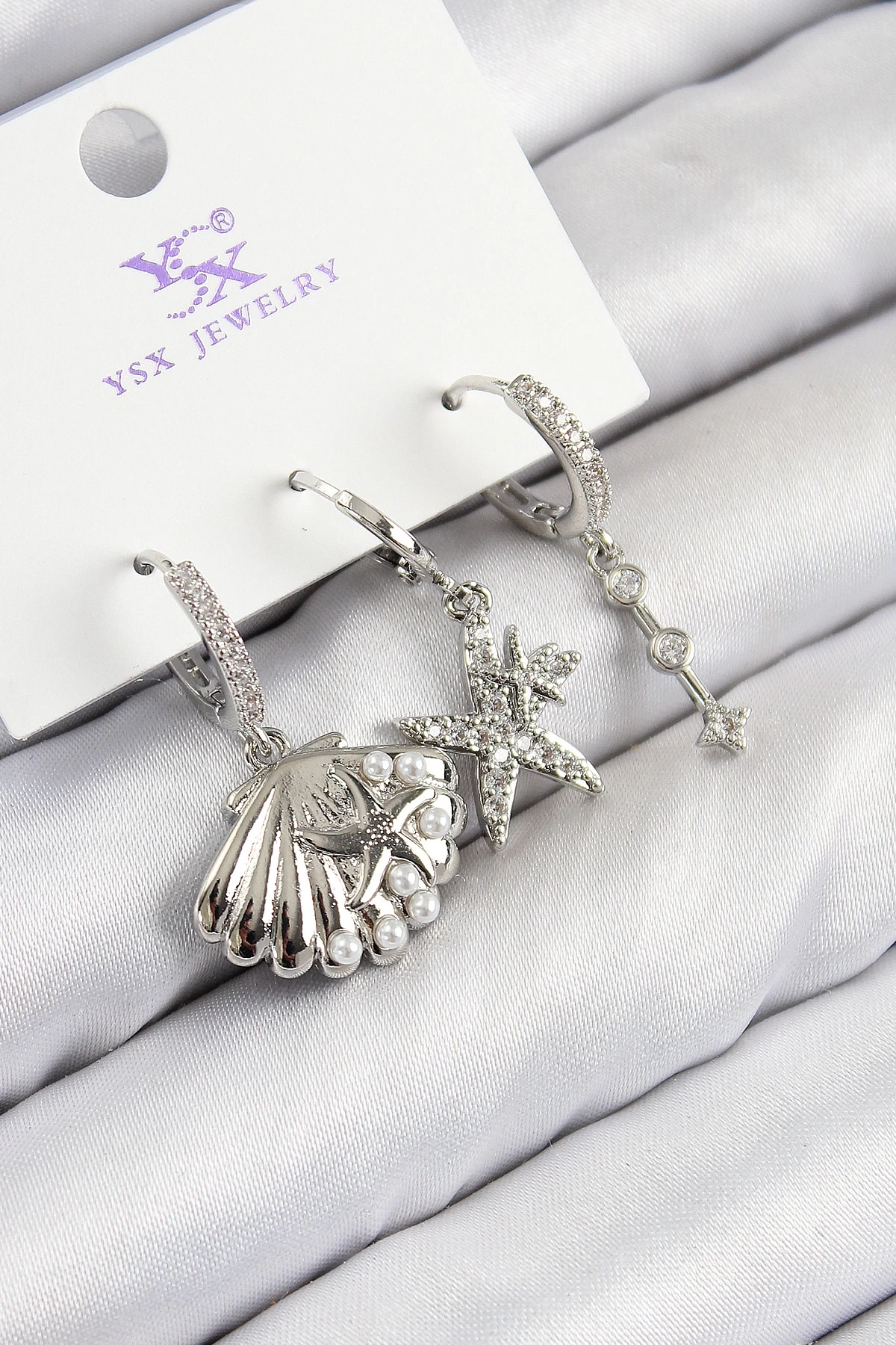 Pirinç Zirkon Taşlı 3lü Yıldız Ve İstiridye Model Gümüş Renk Kadın Küpe