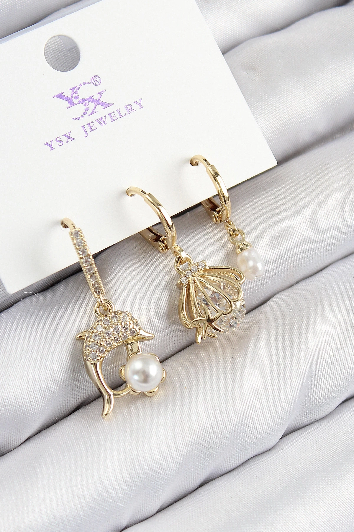 Pirinç Zirkon Taşlı 3lü Yunus Balığı Ve İstiridye Model Gold Renk Kadın Küpe