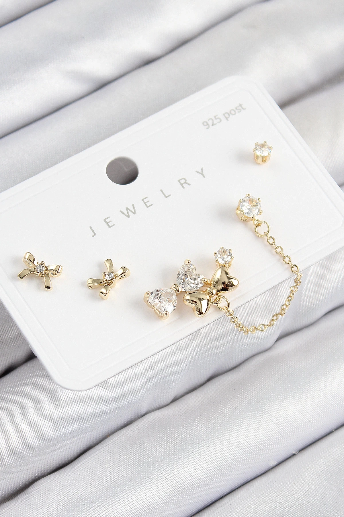 Pirinç Zirkon Taşlı Fiyonk Model Gold Renk 925 Ayar Gümüş Çivi Kadın Küpe Set