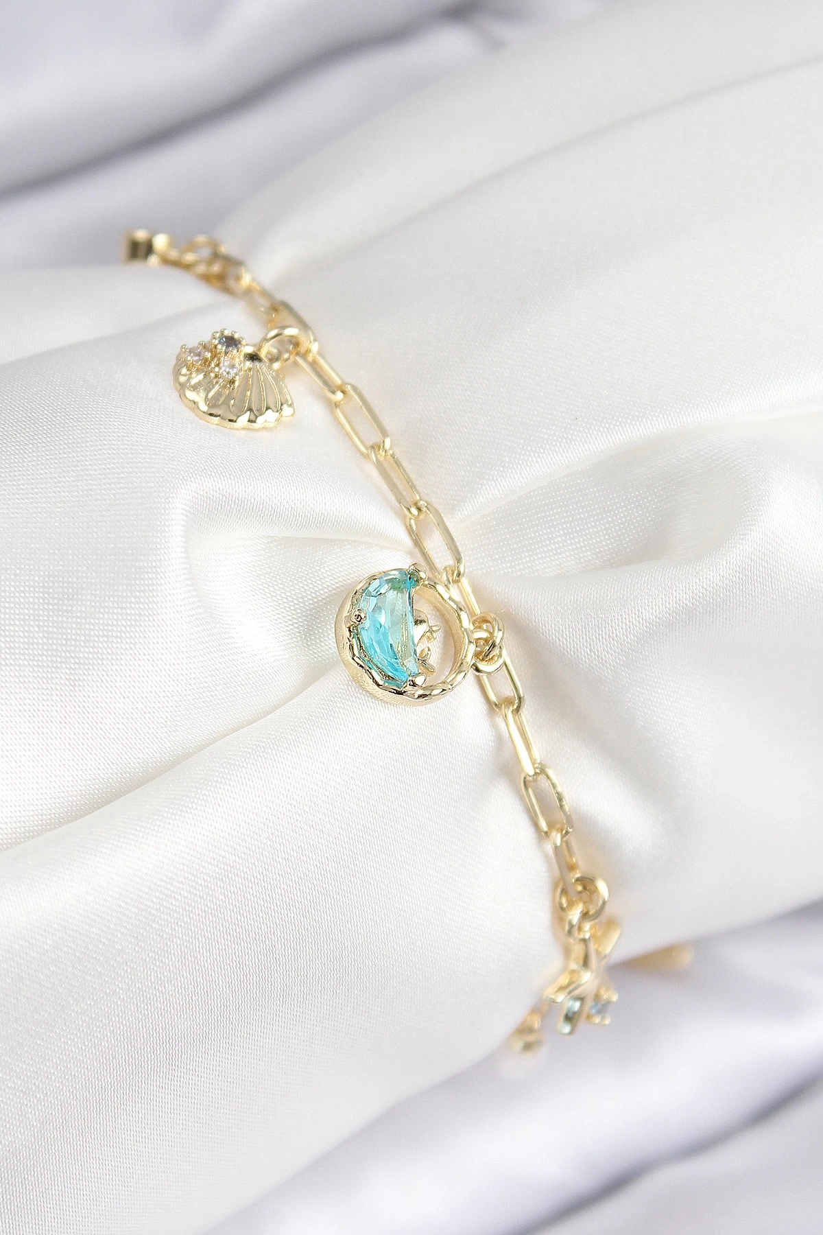 Pirinç Zirkon Taşlı İstiridye Model Gold Renk Kadın Bileklik