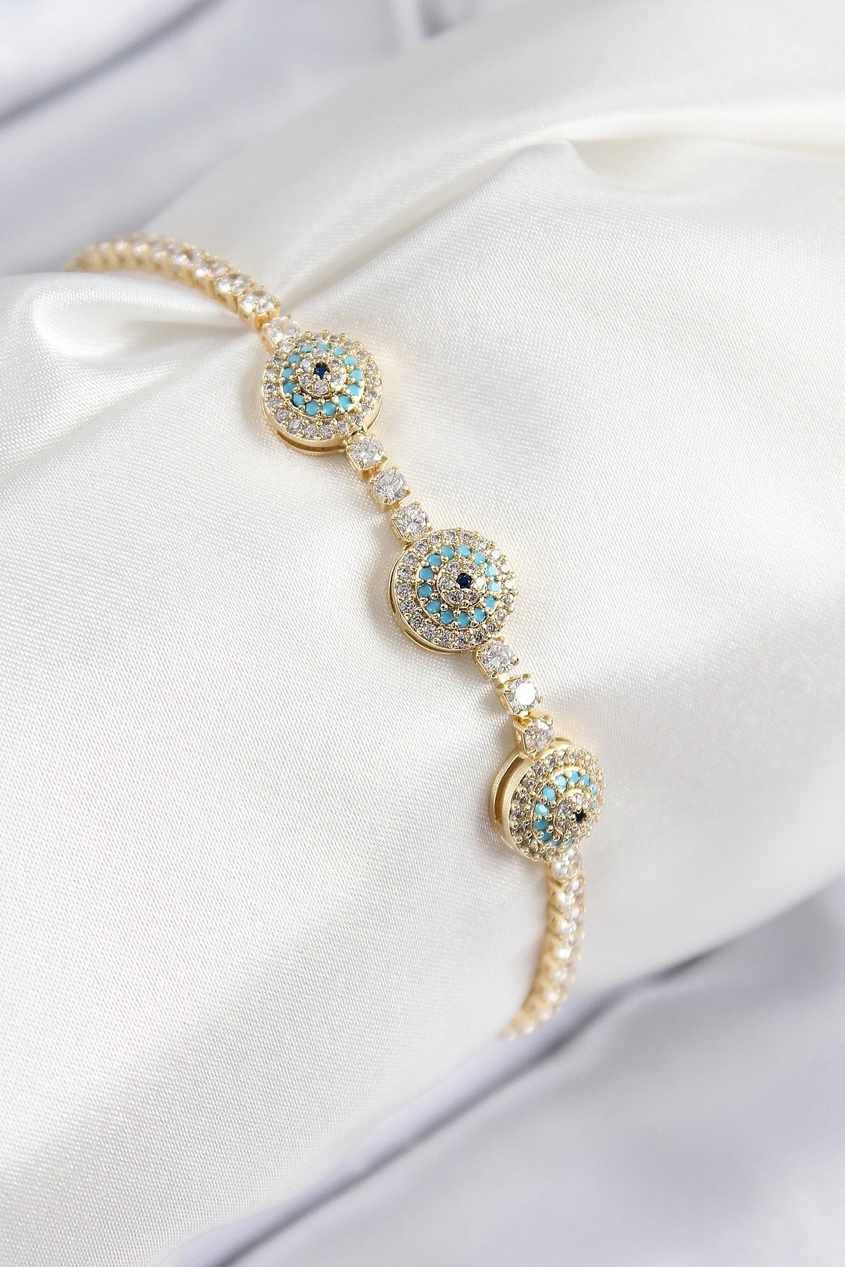 Pirinç Zirkon Taşlı Nazar Model Gold Renk Kadın Bileklik