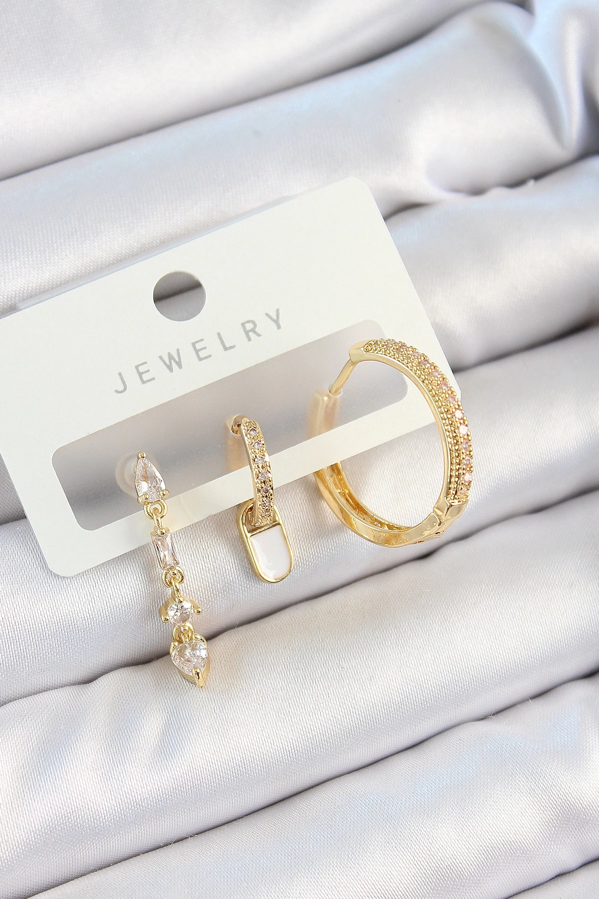Pirinç Zirkon Taşlı Sallantılı Model Gold Renk 3lü Çift Kadın Küpe Set