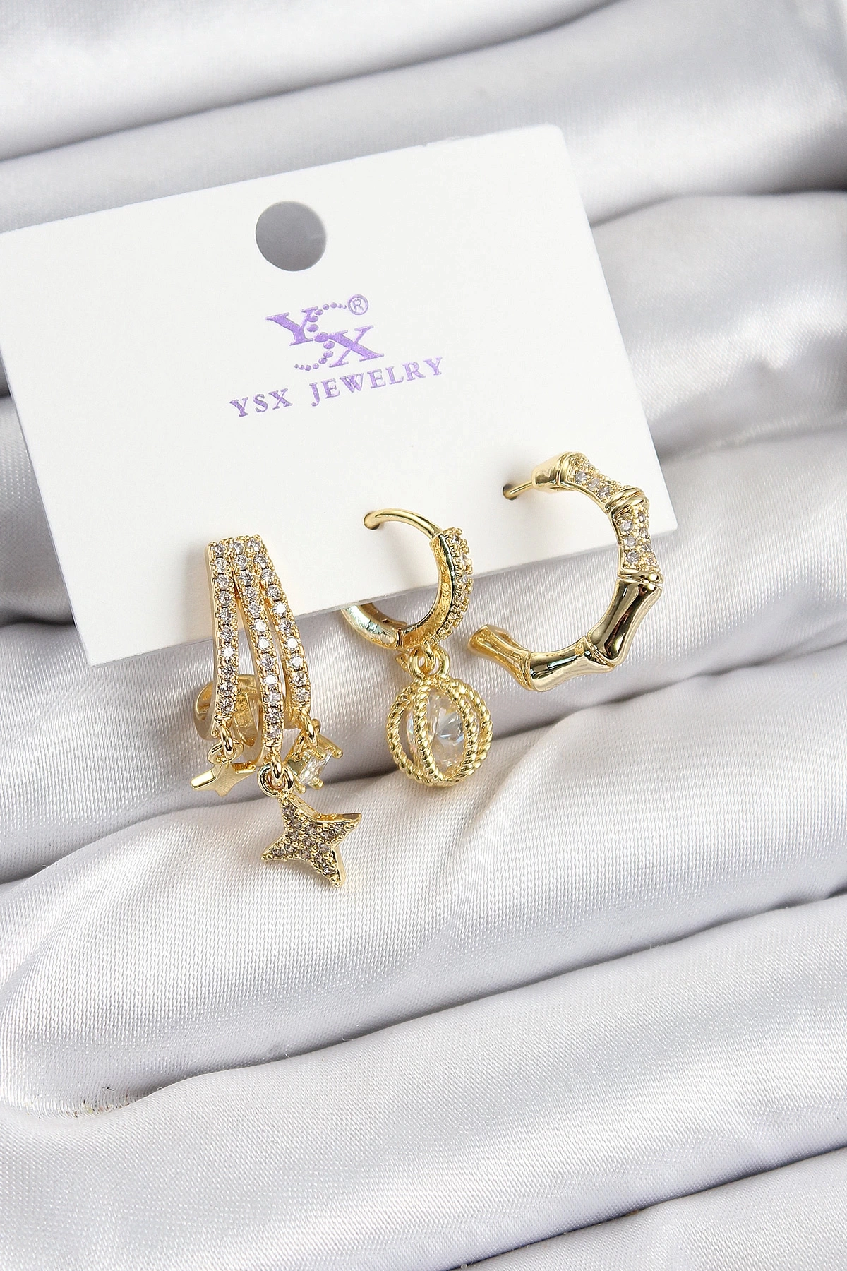 Pirinç Zİrkon Taşlı Sallantılı Yıldız Model Gold Renk 3lü Kadın Küpe