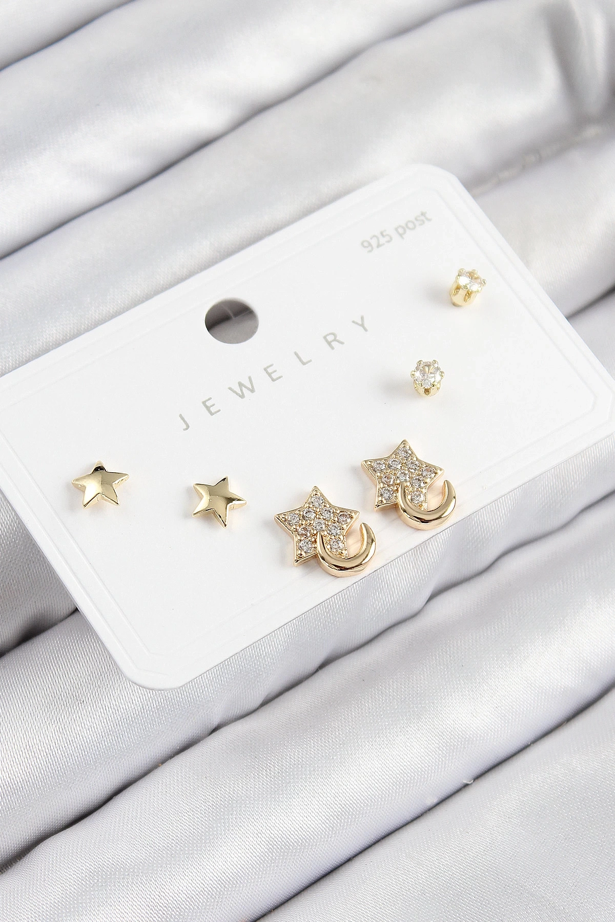 Pirinç Zirkon Taşlı Yıldız Model Gold Renk 925 Ayar Gümüş Çivi Kadın Küpe Set