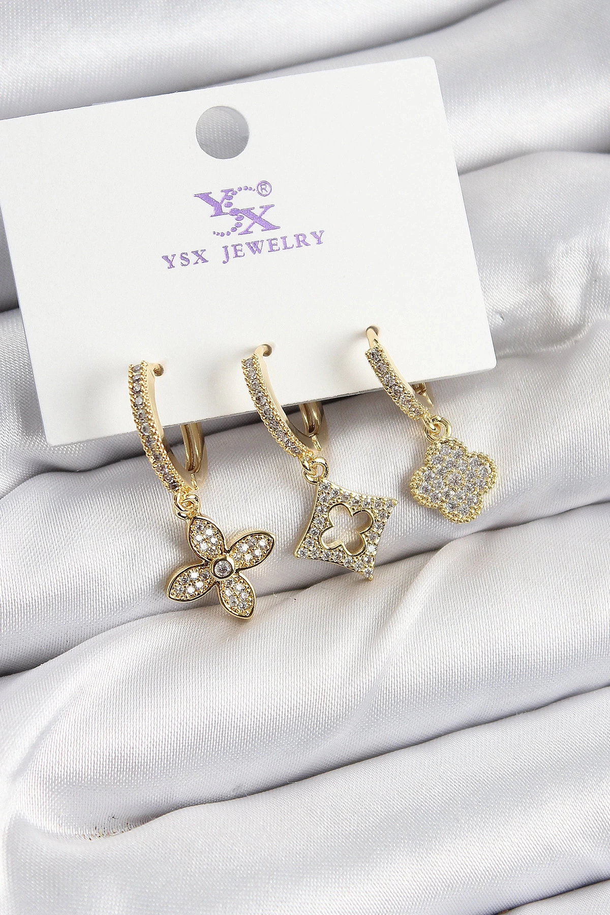 Pirinç Zİrkon Taşlı Yonca Model Gold Renk 3lü Kadın Küpe