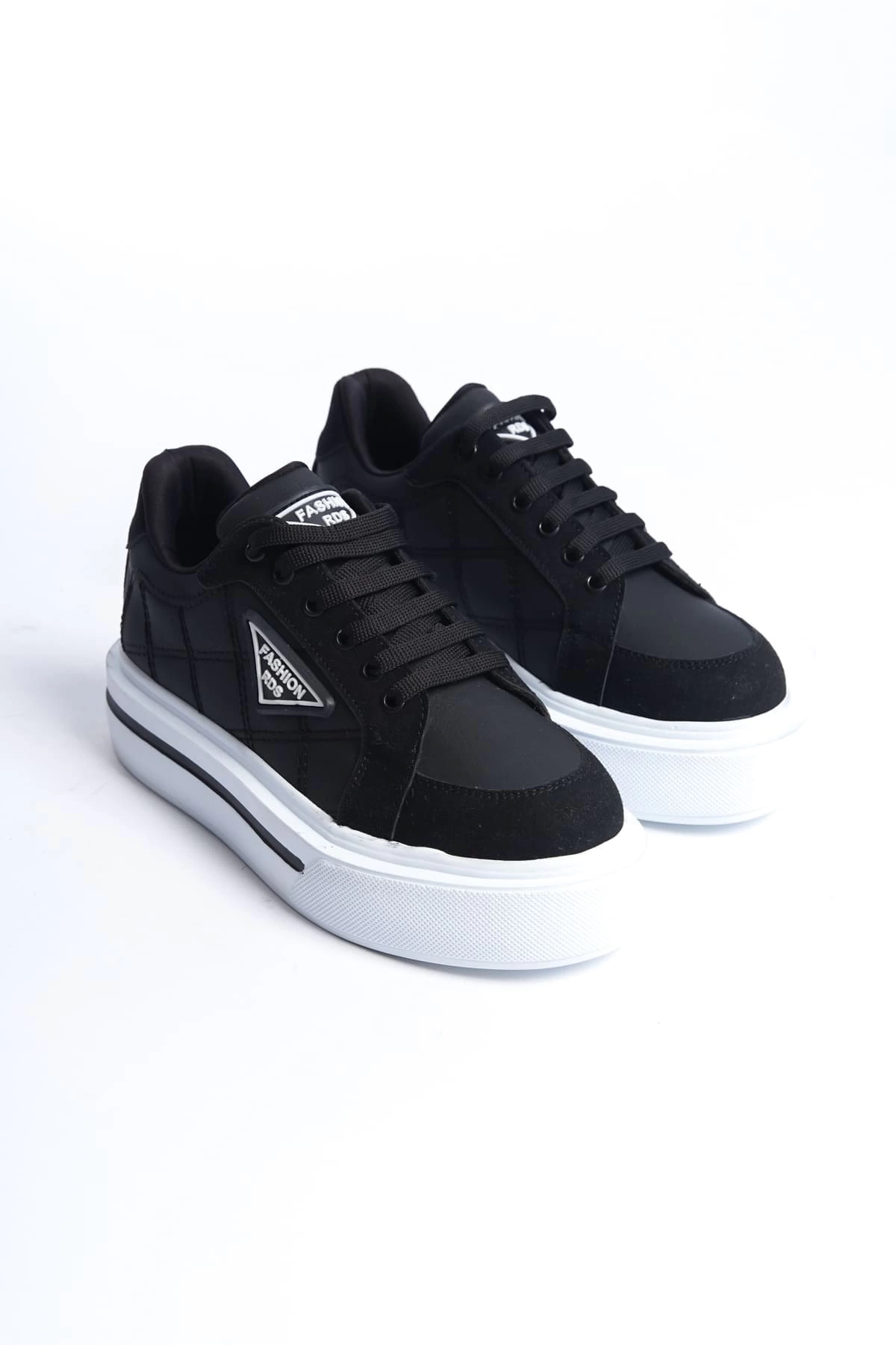 PRAG Bağcıklı Ortopedik Taban Desenli Kadın Sneaker Spor Ayakkabı  BT - Siyah